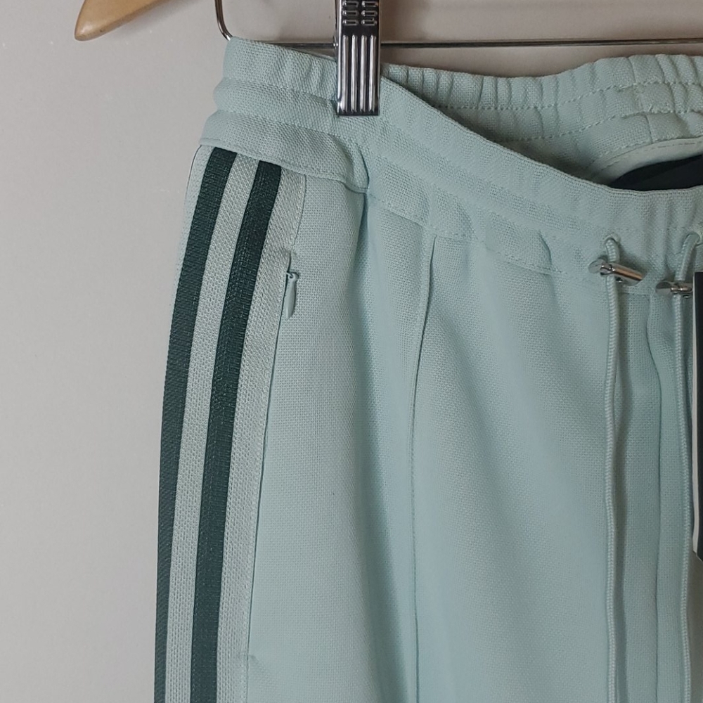 SOLD .....Ivy park adidas suit pant - Picture 4 of 8